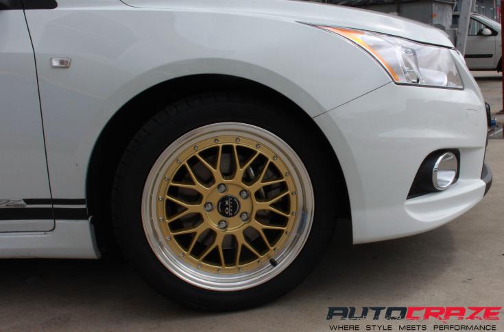 HOLDEN-CRUZE-PETROL-PRE-2013-OX306-GOLD-POLISH-LIP